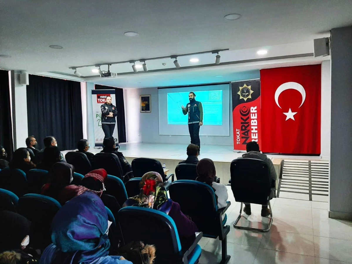 Tokat\'ta "En İyi Narkotik Polisi Anne" projesi eğitimleri devam ediyor