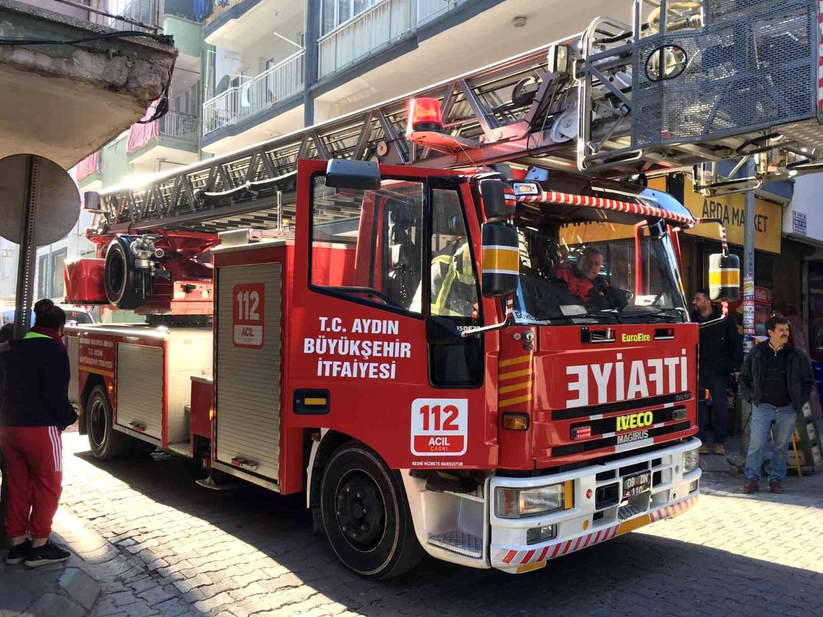 Son dakika... Yangın ihbarı asılsız çıktı, vatandaş tepki gösterdi