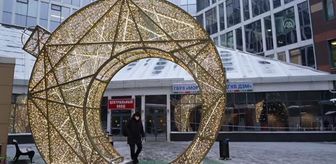 Son Dakika | Yeni yıl öncesi itfaiyecilerden hasta çocuklara 'Noel Baba' sürprizi
