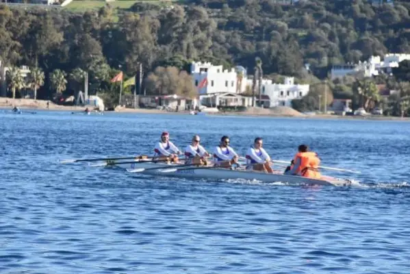 Bodrum'da kürek yarışı heyecanı