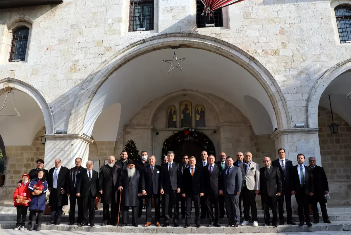 "Hoşgörü kenti" Hatay\'da, kiliseye Noel ziyareti gerçekleştirildi