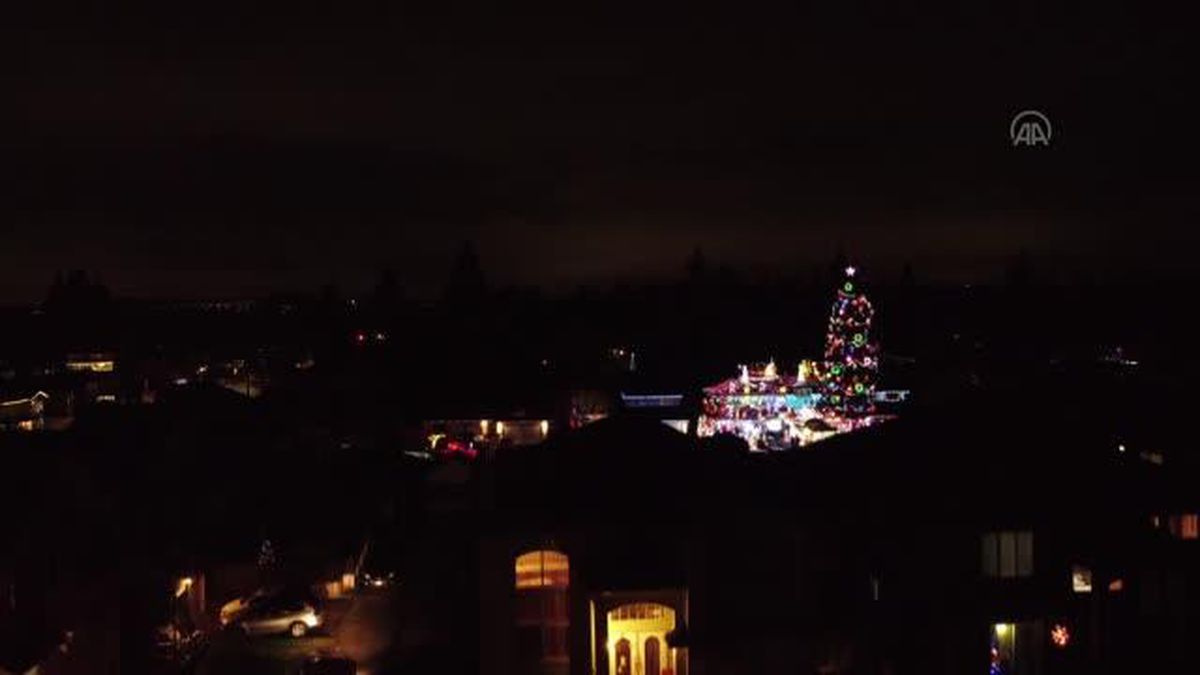 Kanada'da 200 bin Noel ışıklı ev