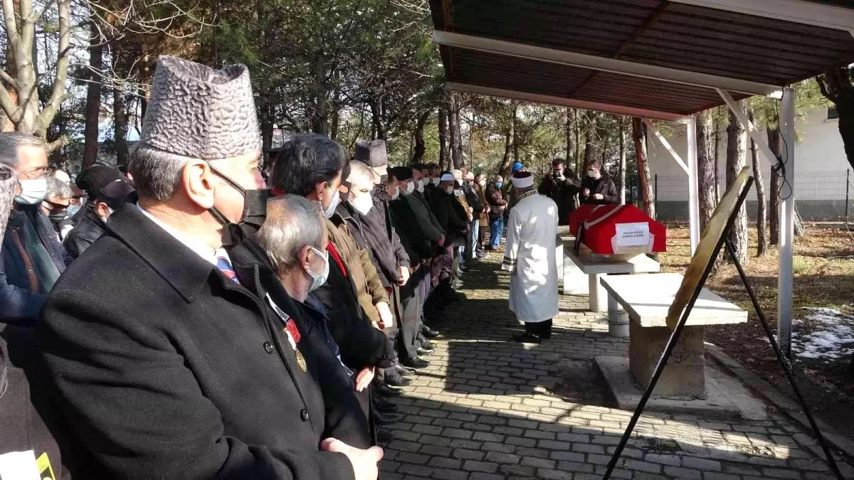 Kıbrıs Gazisi Kelez son yolculuğuna uğurlandı