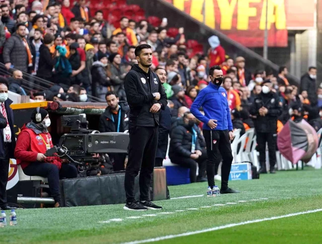 Spor Toto Süper Lig: Galatasaray: 1 FT Antalyaspor: 0 (İlk yarı)