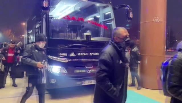 Beşiktaş kafilesi, Konya'da