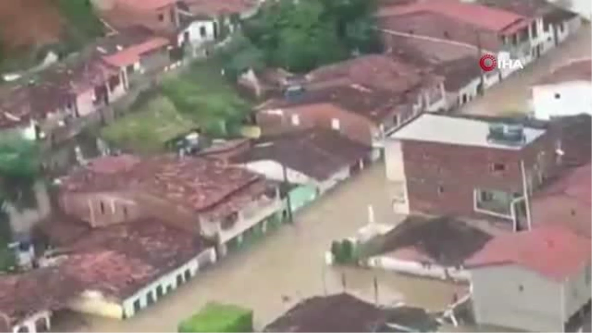 Brezilya\'daki şiddetli yağışlarda 2 baraj yıkıldıMeydana gelen sellerde 18 kişi öldü