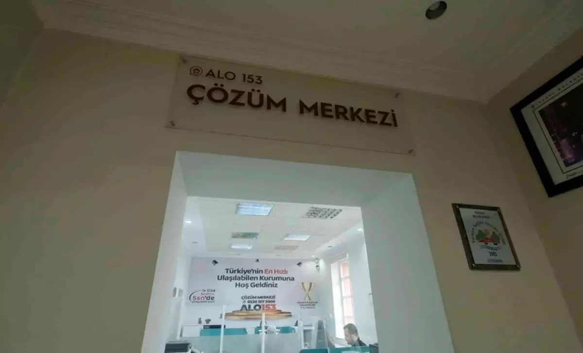 Son dakika haberi! Çözüm merkezini arayan minik çocuk ile personelin diyaloğu gülümsetti