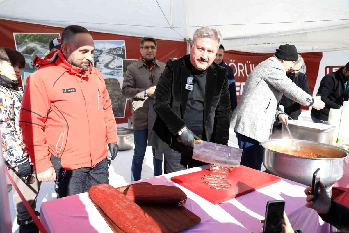 Melikgazi Erciyes\'te Kayseri lezzetlerini tanıttı