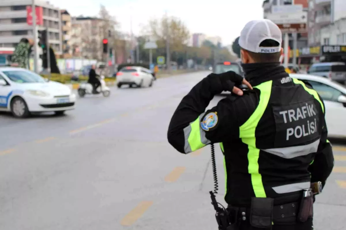 Son Dakika | Aydın\'da yeni yıl öncesi trafik denetimleri hız kazandı