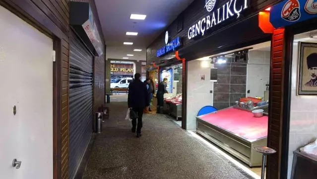 Balık sezonu bitmeden çoğu esnaf tezgahını şimdiden kapattı