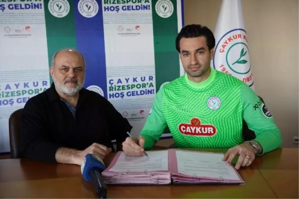 Çaykur Rizespor\'da 2 futbolcunun sözleşmesi uzatıldı