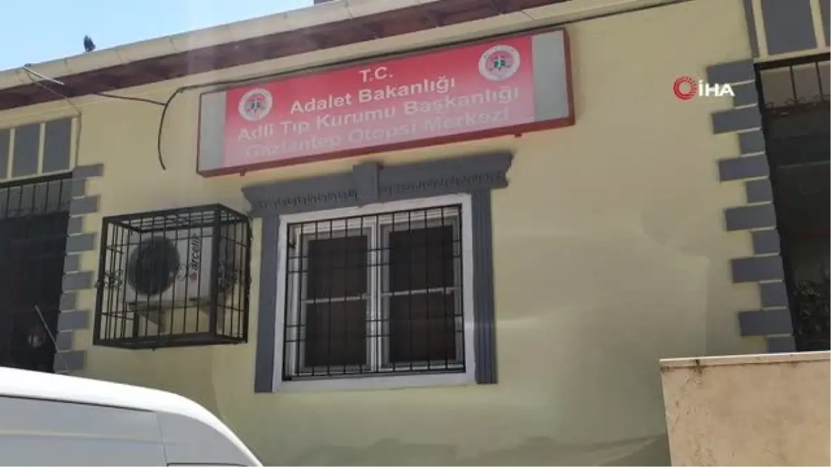 Gaziantep\'te damat dehşeti: Kayınbabasını kalbinden bıçaklayarak öldürdü