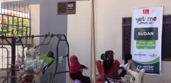 Hartum Büyükelçisi Neziroğlu, Sudanlı yetim çocukları ziyaret etti