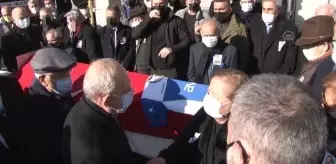 Son dakika haber... Kılıçdaroğlu, Türk Tanıtma Vakfı Başkanı Kemal Baytaş'ın cenaze namazına katıldı (2)