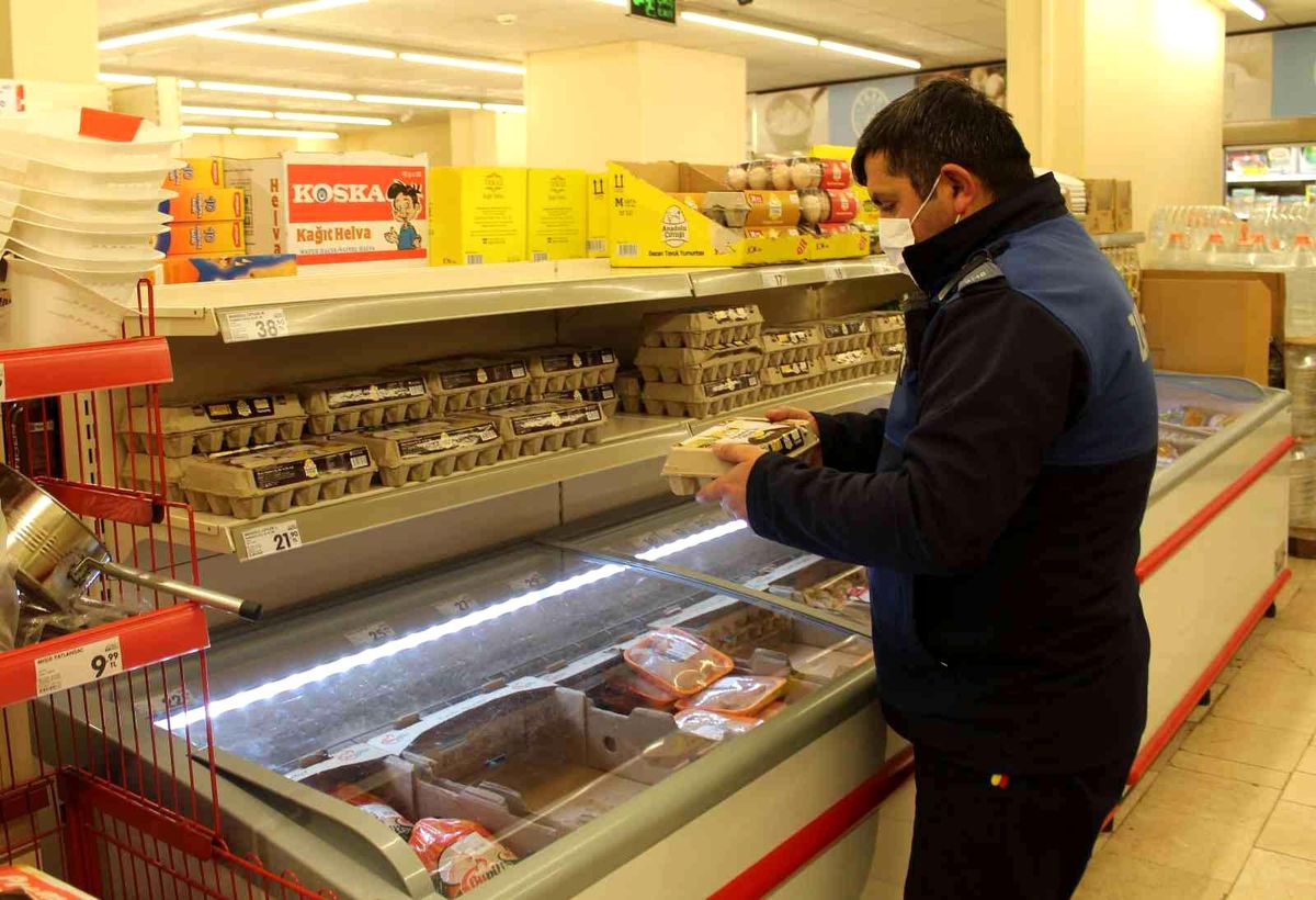 Marketlerdeki gıda denetimleri sürüyor