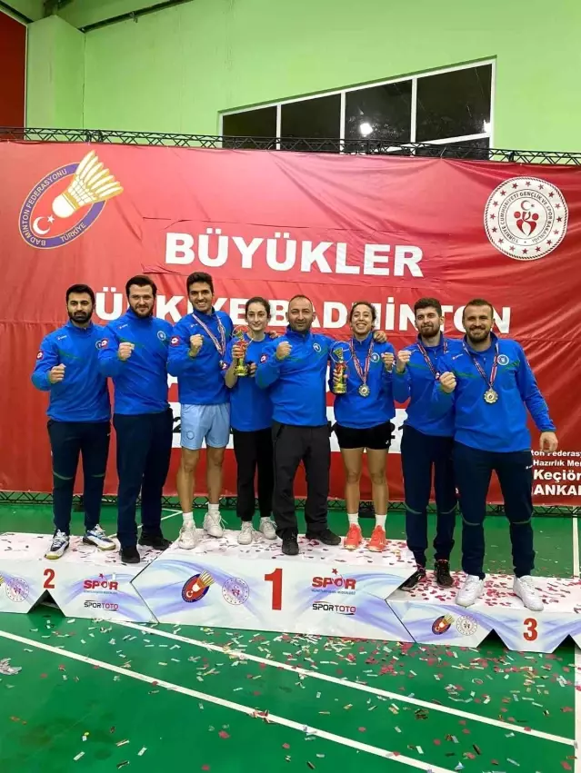 Badmintonda Bursa Büyükşehir Belediyespor fırtınası