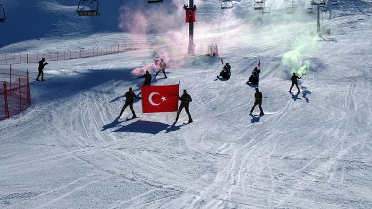 Bingöl\'deki Hesarek Kayak Merkezi\'nde sezon açıldı