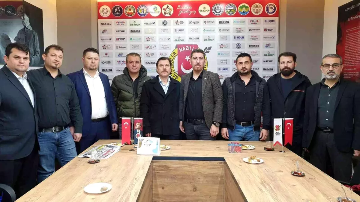 Nazilli\'de Kuaför ve Berberler Odasında yeni aday