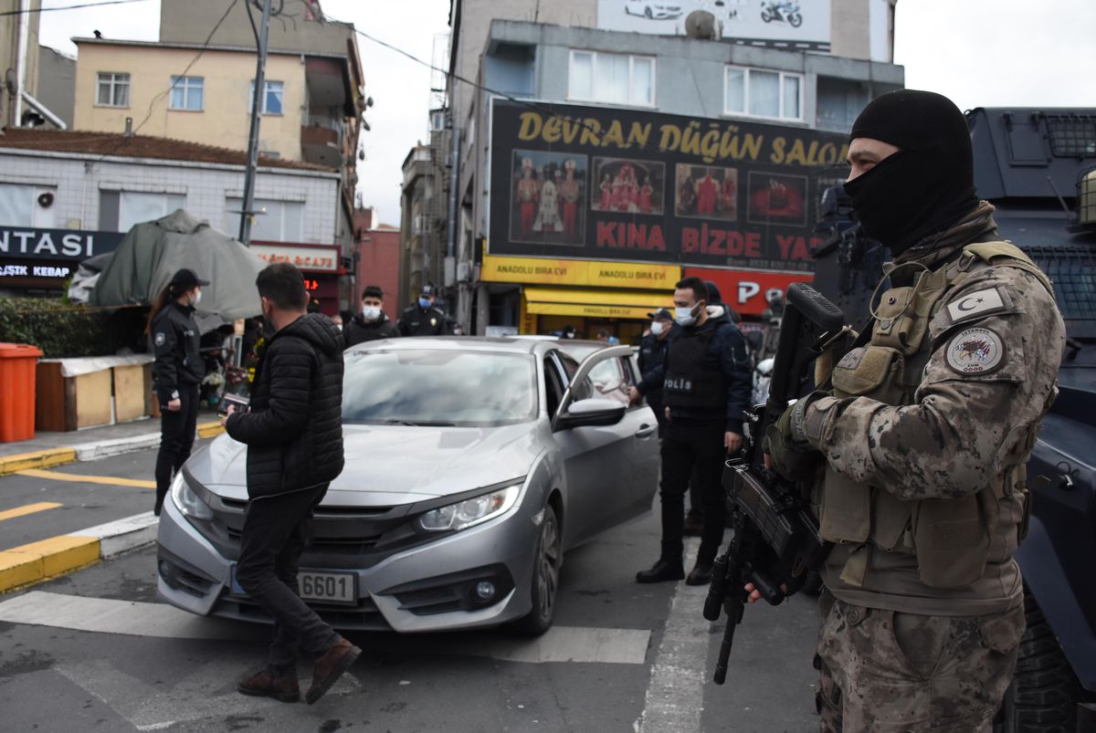 Şişli\'de asayiş denetimi yapıldı