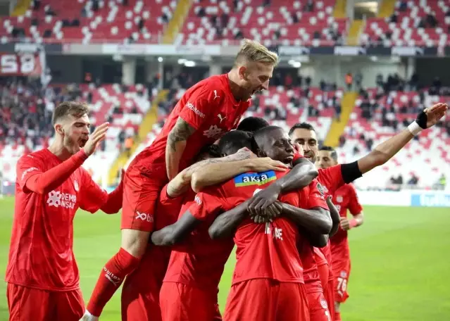 Sivasspor'un gol yükünü Yatabare sırtlıyor