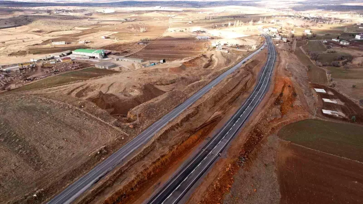 Talas\'ta yollar bakımlı, güvenli ve konforlu