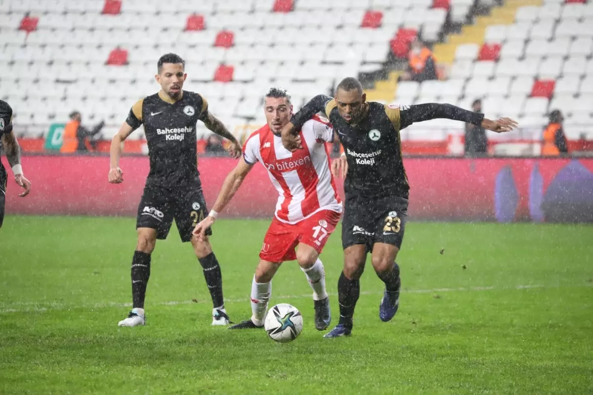 Ziraat Türkiye Kupası: FT Antalyaspor: 2- GZT Giresunspor: 1 (Maç sonucu)