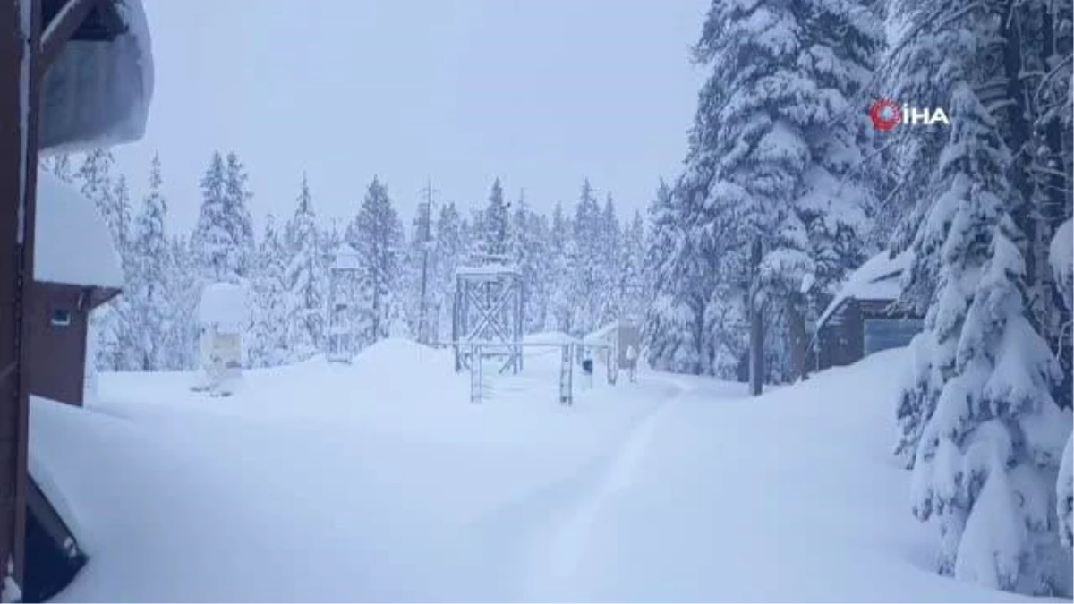 ABD\'nin Sierra Nevada bölgesinde 5 metreden fazla rekor seviyede kar yağışı