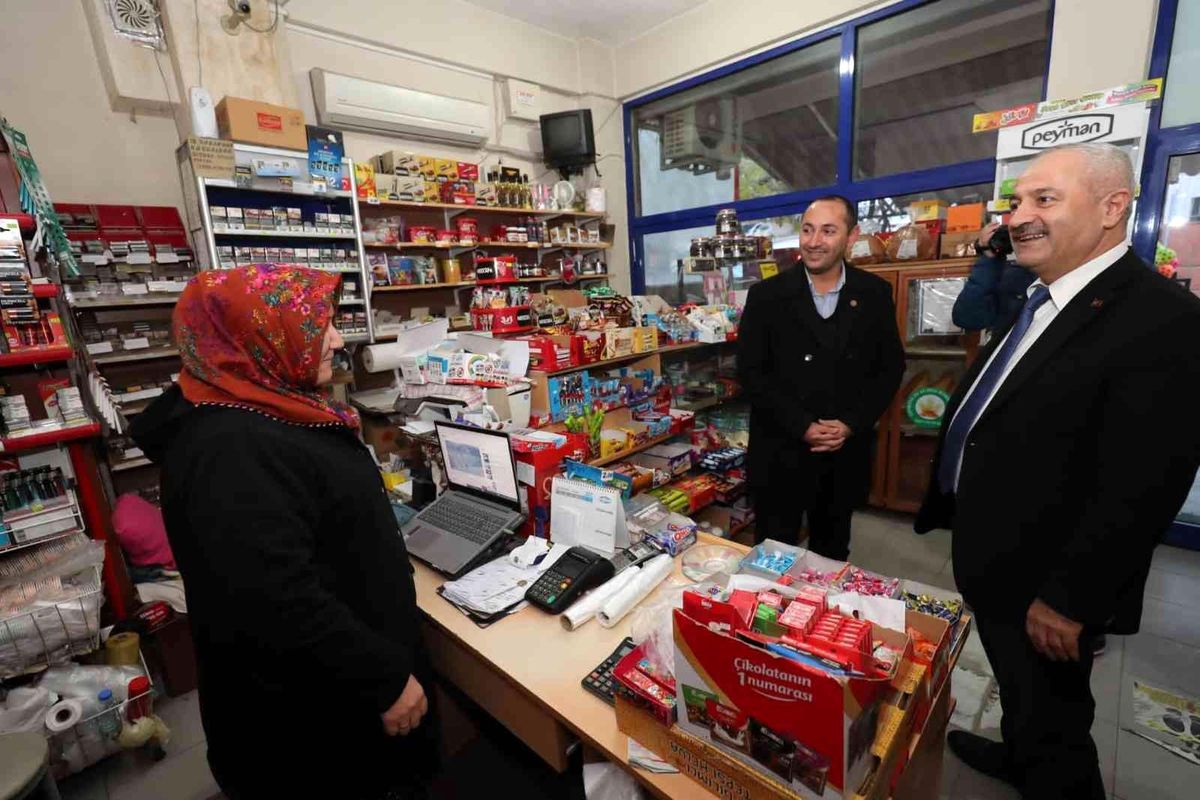 Başkan Büyükgöz mahalle ziyaretlerine devam ediyor