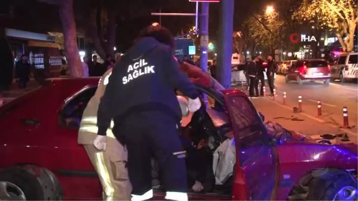 Kadıköy Bağdat Caddesinde feci kaza: 1 yaralı