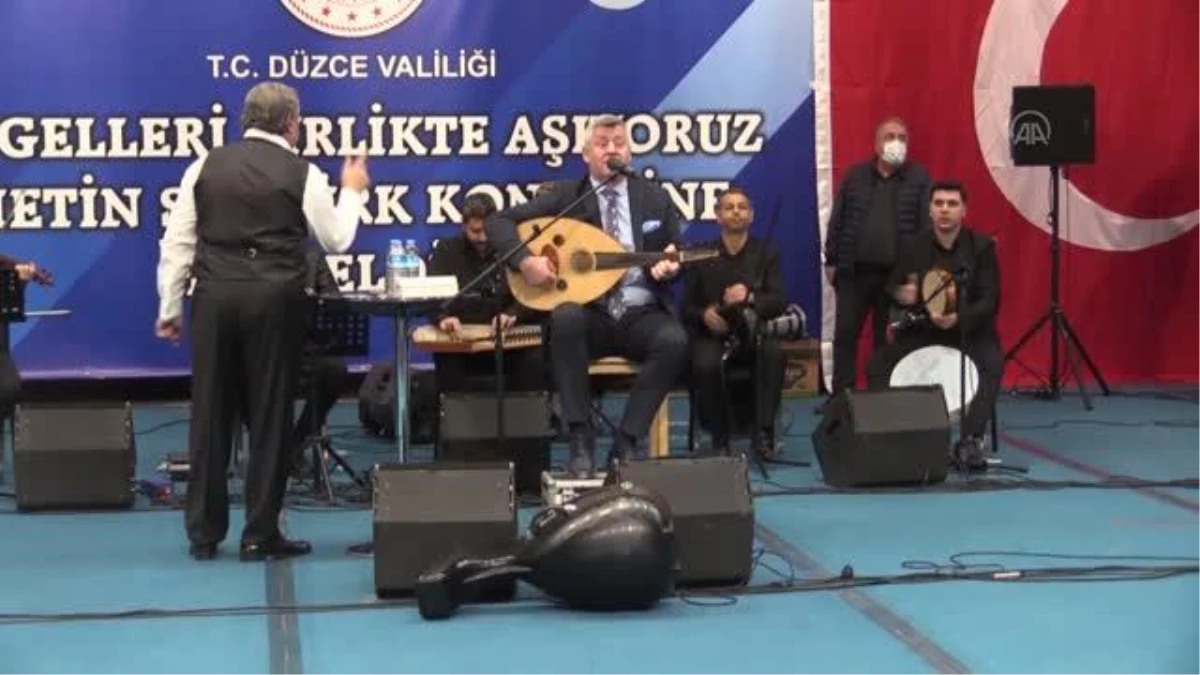 Metin Şentürk engelli bireyler için konser verdi