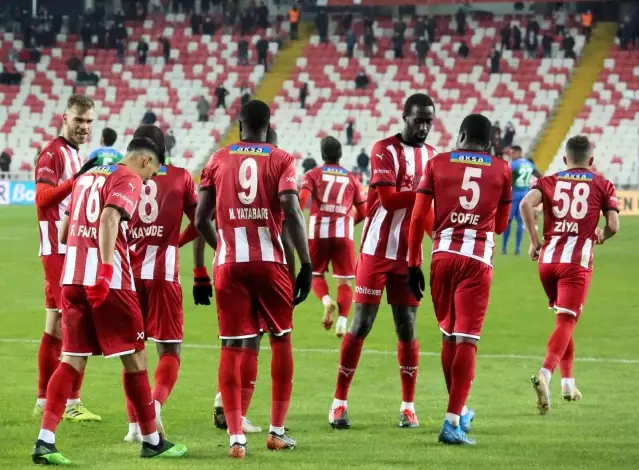 Sivasspor'un iç saha karnesi başarılı