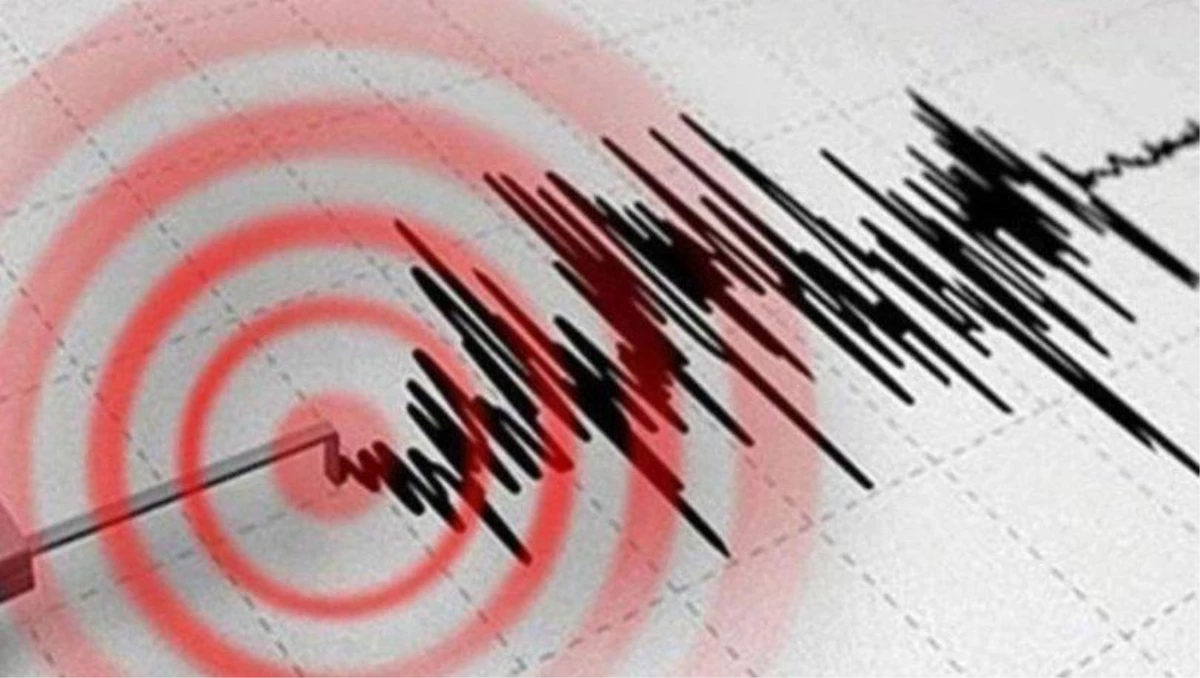 Son Dakika! Girit Adası yakınlarında 5,5 büyüklüğünde bir deprem meydana geldi