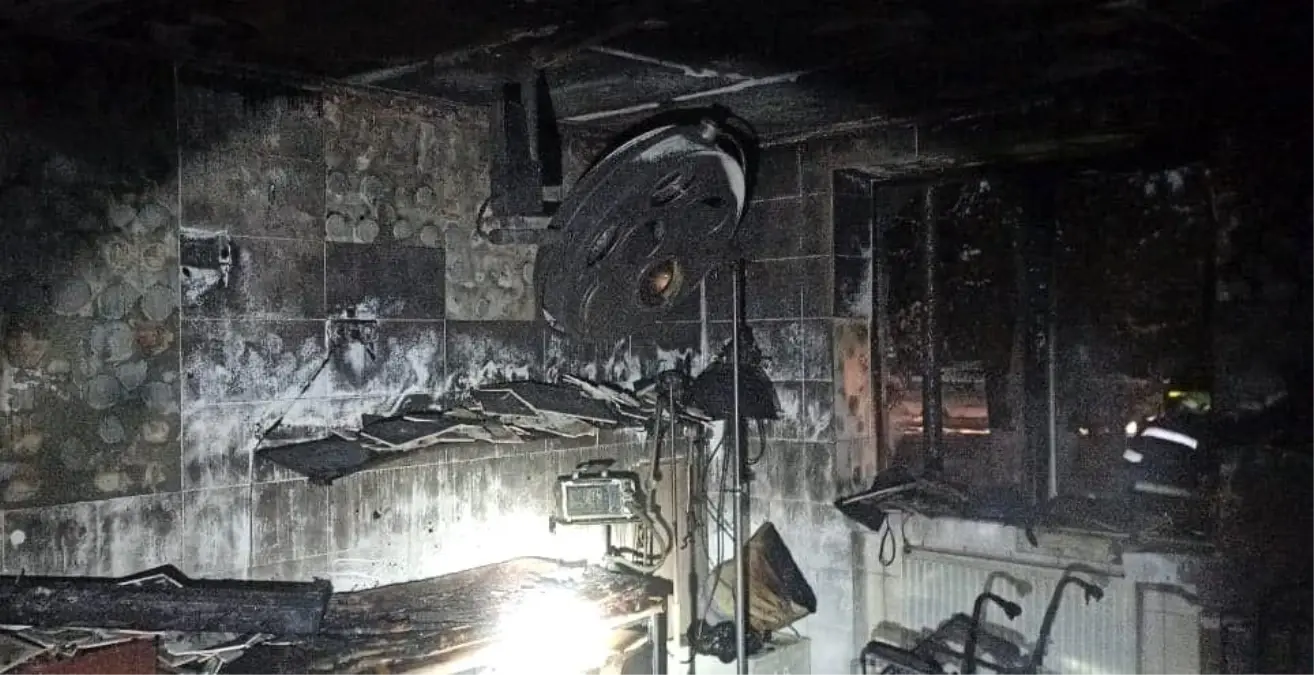 Ukrayna\'da hastanenin Covid-19 bölümünde yangın: 3 ölü, 3 yaralı