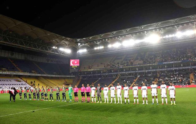 Ziraat Türkiye Kupası: Fenerbahçe: 0 Afjet Afyonspor: 0 (İlk yarı)