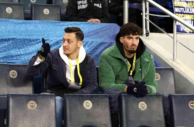 Ziraat Türkiye Kupası: Fenerbahçe: 0 Afjet Afyonspor: 0 (İlk yarı)