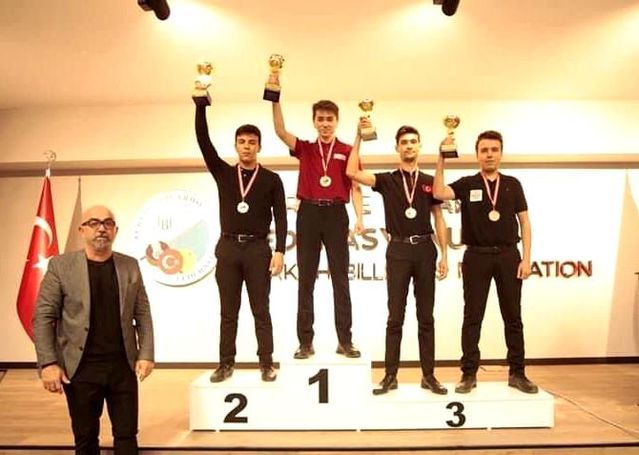 ADÜ'lü öğrenci bilardoda Türkiye ikincisi oldu