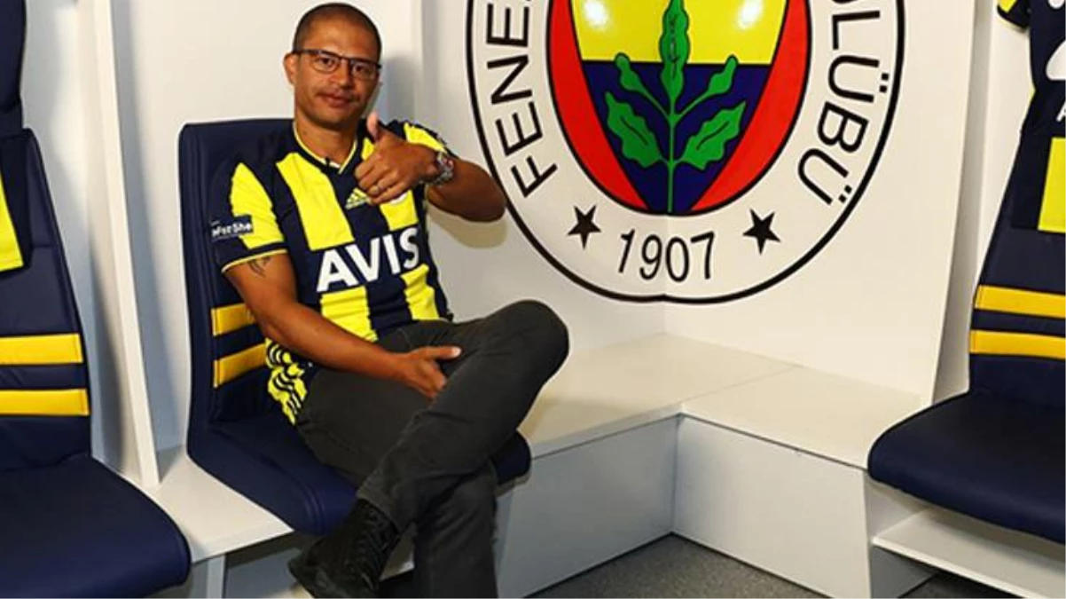 Alex de Souza\'nın verdiği yanıt Fenerbahçe taraftarını ümitlendirdi