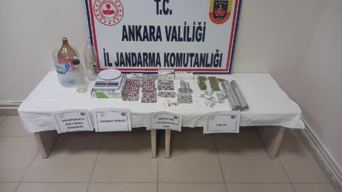 Ankara\'da 335 uyuşturucu hap ele geçirildi