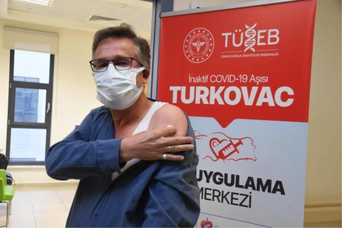 Eskişehir\'de yerli aşı yoğunluğu; ilk aşısını Turkovac oldu