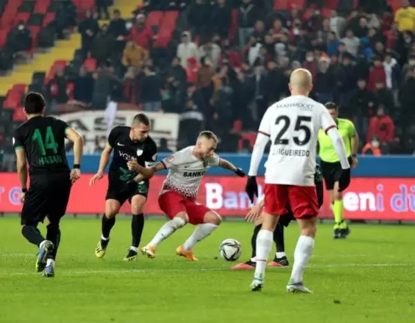 Gaziantep FK penaltılarla turladı