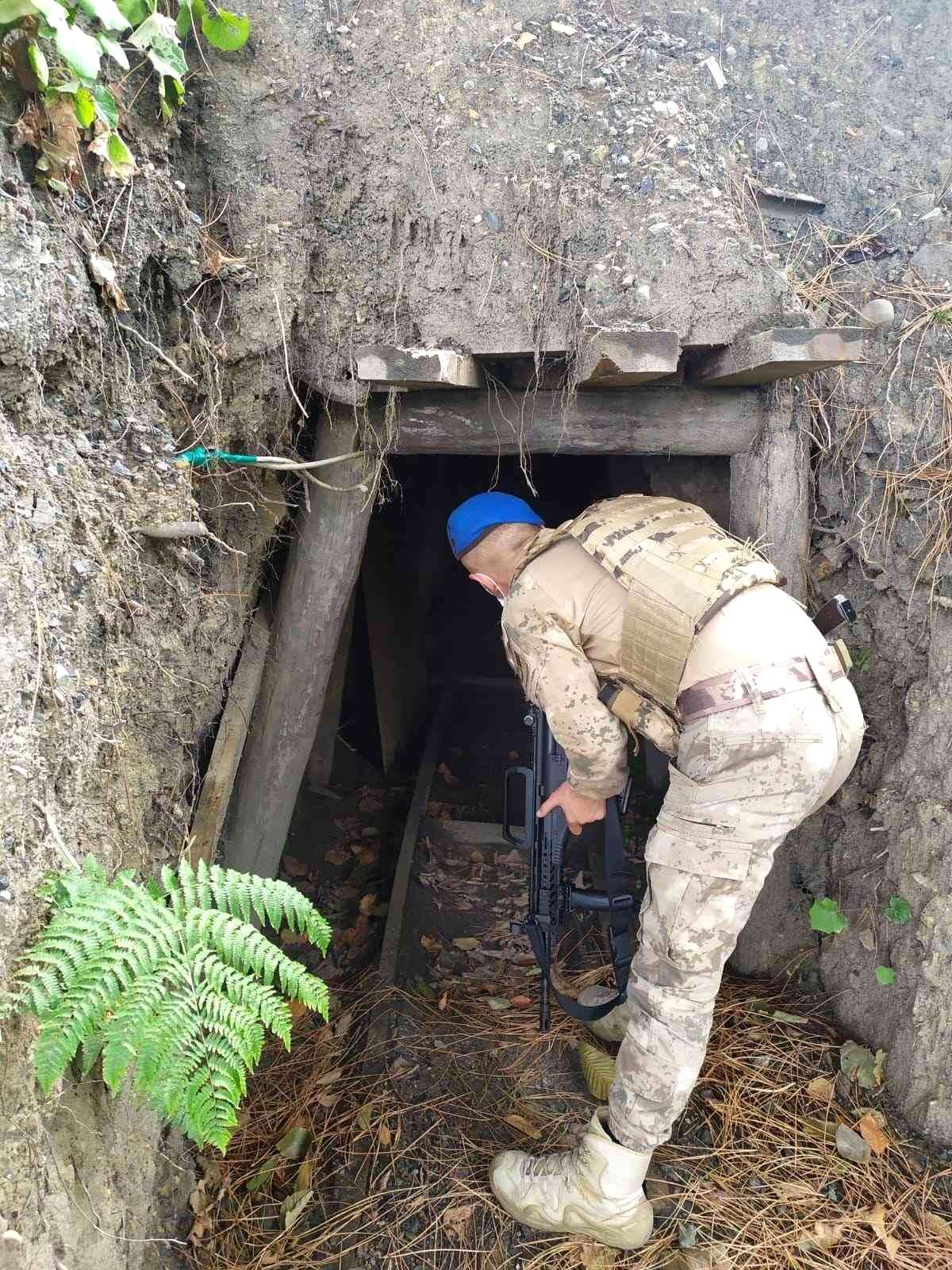 Jandarmadan kaçak ocaklara baskın 3 maden ocağı imha edildi
