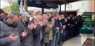 Sarıyer'de cinayete kurban giden Ünsal Köse son yolculuğuna uğurlandı