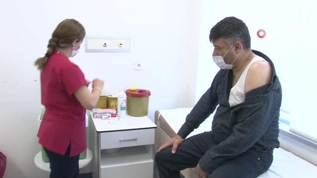 Yerli aşı TURKOVAC'a vatandaşlardan yoğun ilgi