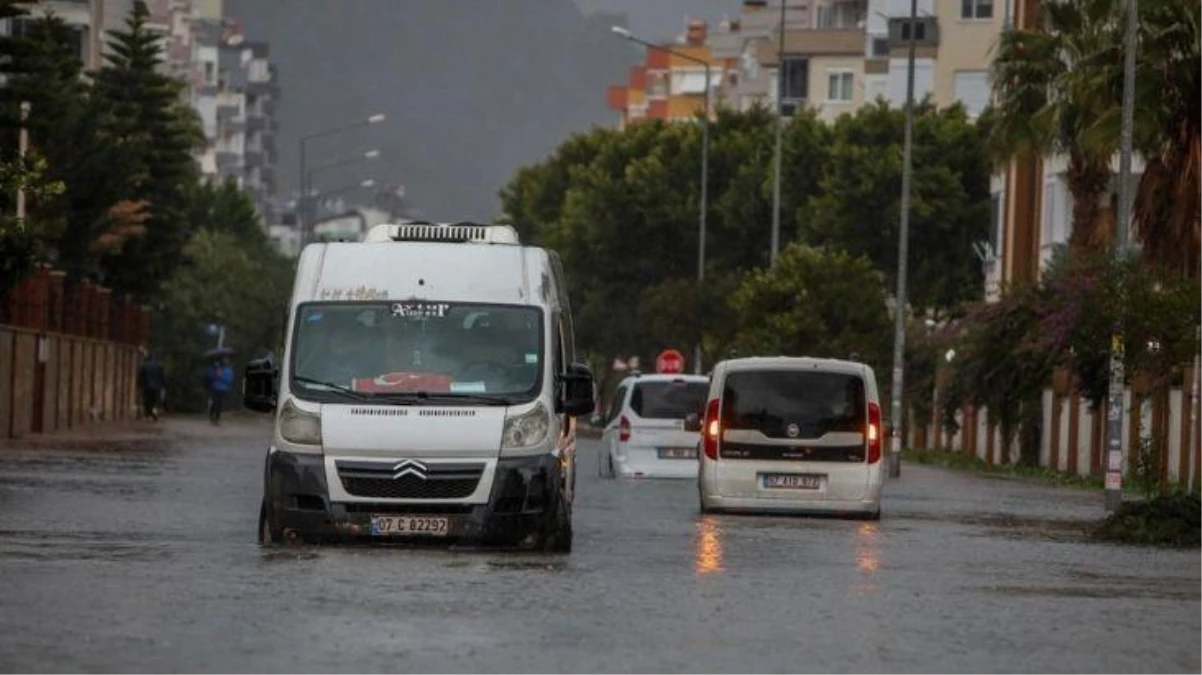 Akdeniz Bölgesi için kırmızı koda devam! Bölgelerde yılın son gününde hava durumu