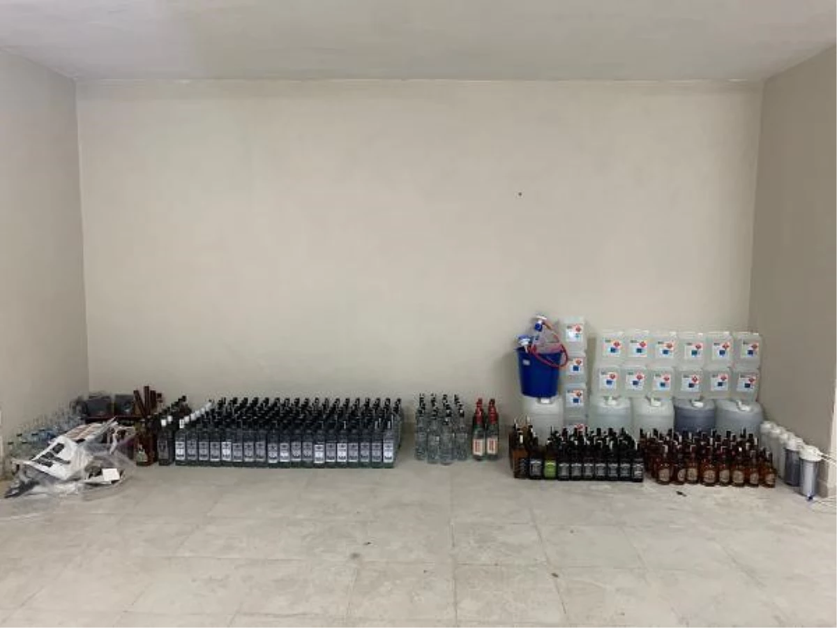 Ataşehir\'de 284 şişe sahte bandrollü içki ele geçirildi