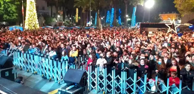 Bodrum'da yılbaşı şöleni başladı