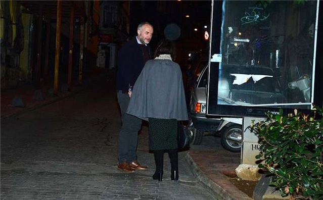 Çukur'un yıldız ismi sevgilisiyle görüntülendi