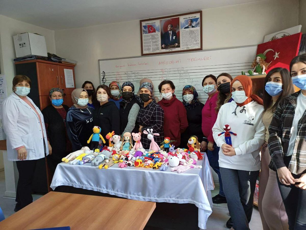 Son dakika haber: Halk eğitim merkezi çocukları unutmadı