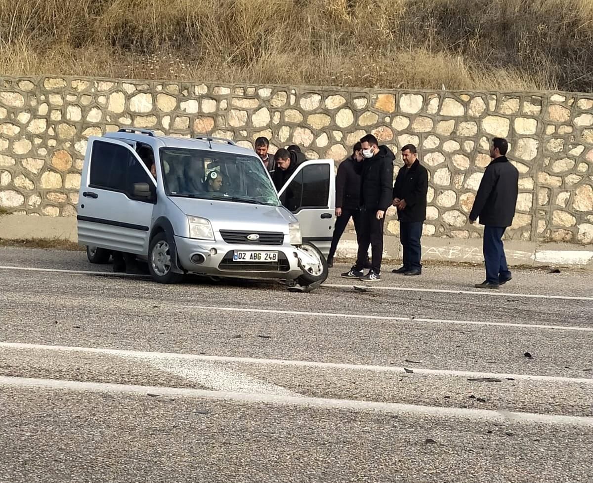 Adıyaman\'da trafik kazasında bir kişi yaralandı