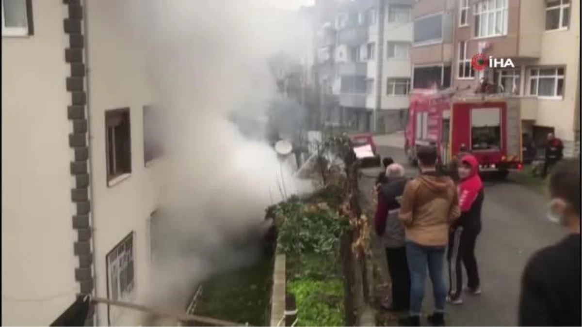 Son dakika haber | Baraka yangını binaya sıçramadan söndürüldü